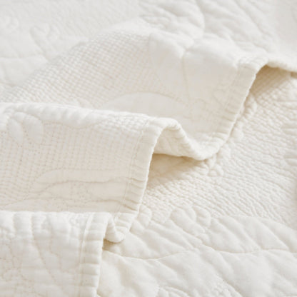 Tache Vanilla Cream Ivory Paisley Damask Stitch Matelassé Cotton Quilt Set (JHW-643)
