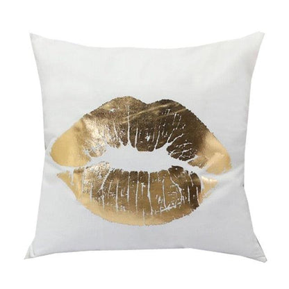 Golden Love Leaves Bronzing Cushion Decorative Pillow Black And Gold Pillow Cover Home Pillowcases Velvet Home Decor Sofa Pillows Cover 45x45CM