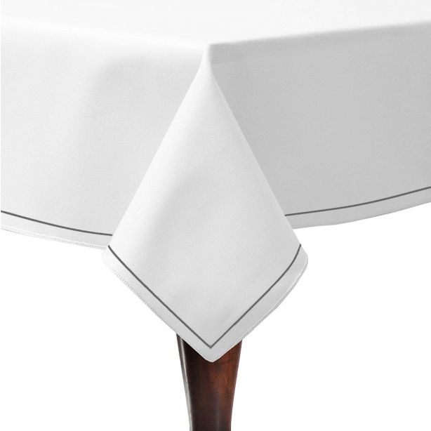 Single Embroidery Border Sateen Poly Cotton Solid Table Cloth