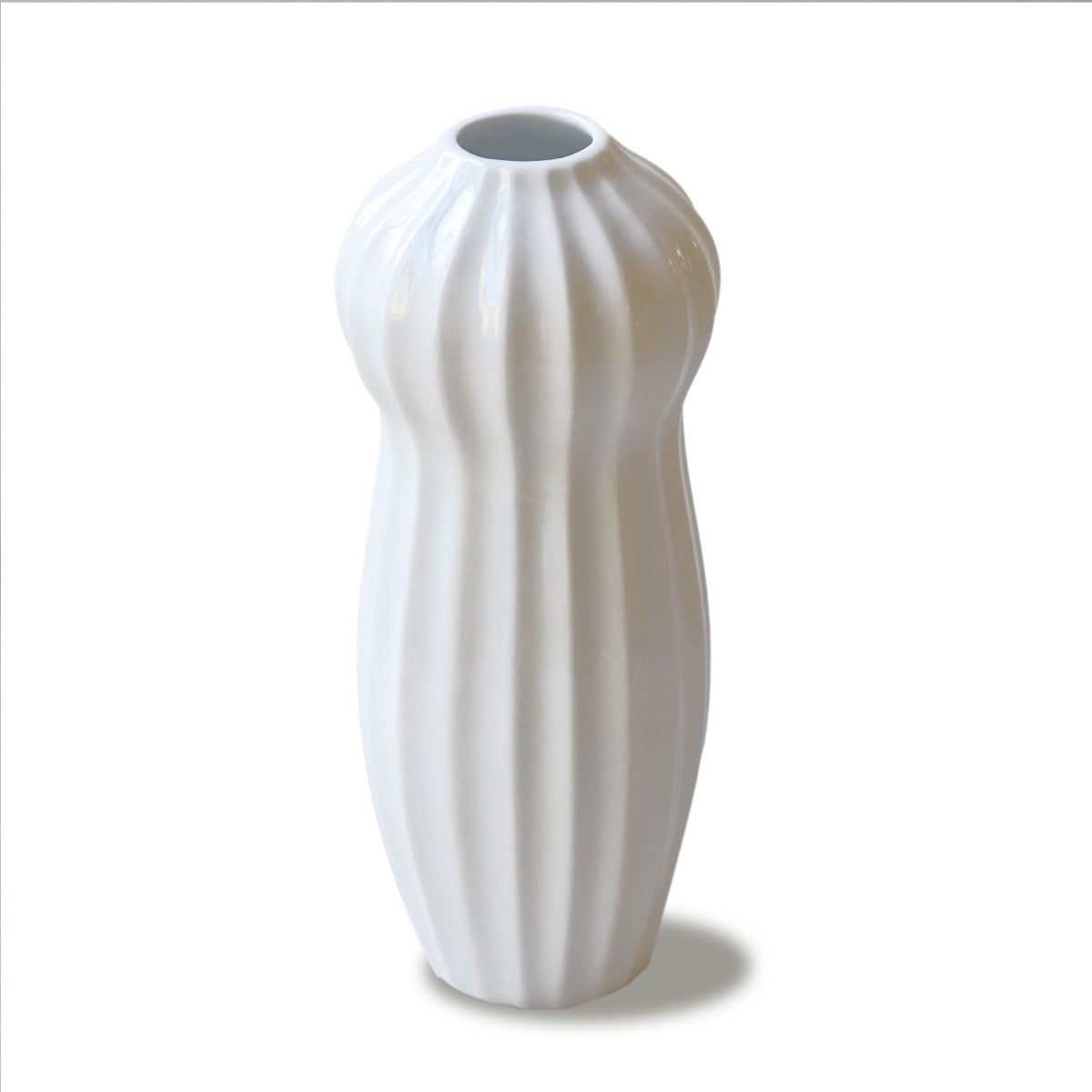 MAJA RIBBED PORCELAIN IKEBANA VASE